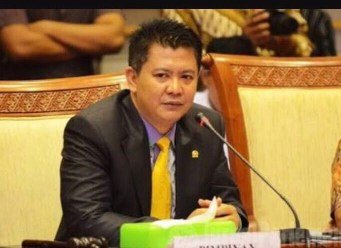 Dr. Pieter Zulkifli: Aturan Pengawasan Bermakna Ganda, MK Perintahkan Penyempurnaan UU Advokat Paling Lama Dua Tahun