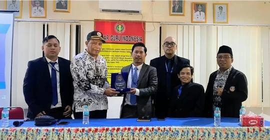 Lindungi Guru dari Kriminalisasi, PGRI Depok Gandeng Peradi Berikan Jaminan Hukum